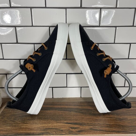 Sperry x Netflix Crest Vibe Womens 9.5 Shoes Black Outer Banks Slip On Sneaker - Picture 5 of 12